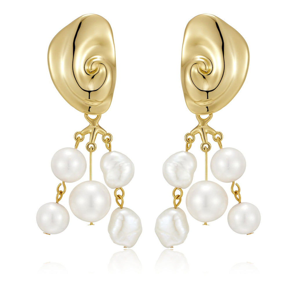 Grotto with Pearl Earrings