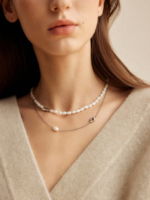 Grotto Pearl Thin Necklace