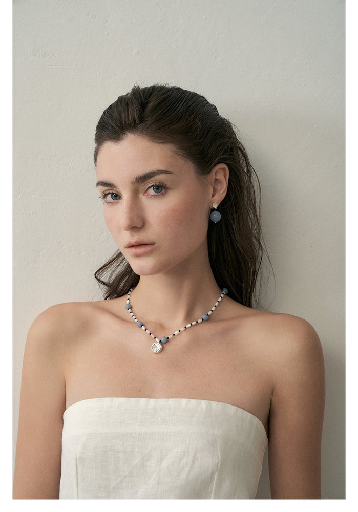 Shell-motif  Pendant Necklace