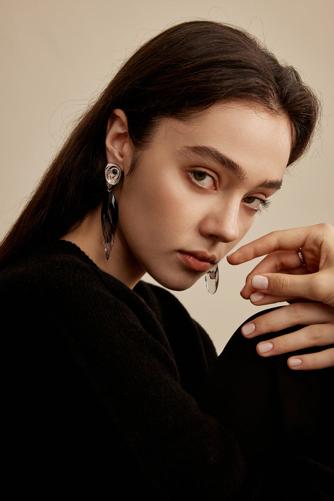 Windy Twisted Stone Earrings