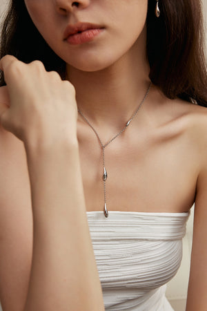 Waterdrop long necklace