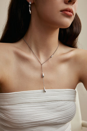 Waterdrop long necklace