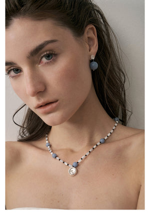 Shell-motif  Pendant Necklace