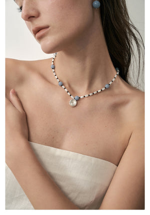 Shell-motif  Pendant Necklace
