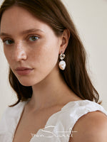 Baroque Pearl Wind Cavern Earrings