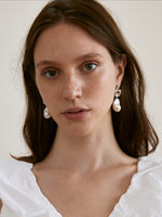 Baroque Pearl Wind Cavern Earrings
