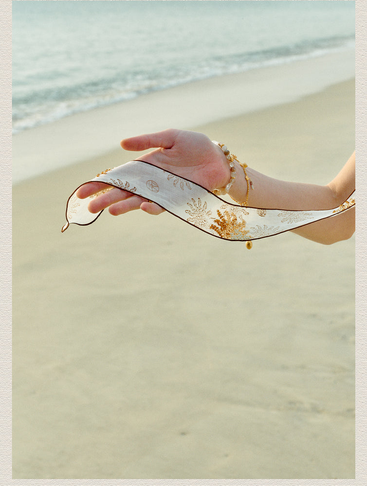 Breeze Tie