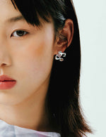 FOUR-CLAW EARRINGS