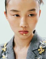 FOUR-CLAW LIP RING