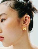FOUR-CLAW EARRINGS