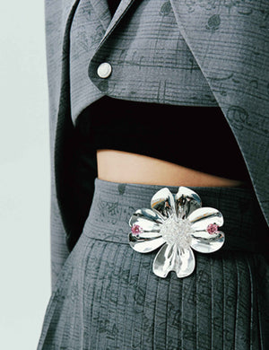 BLOOMING APRIL BROOCH