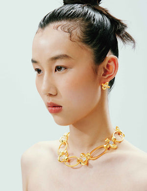 FOUR-CLAW EARRINGS