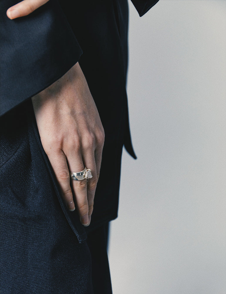 PRONG SET STYLE PEARL RING