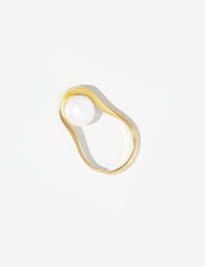 EMBRACE PEARL RING