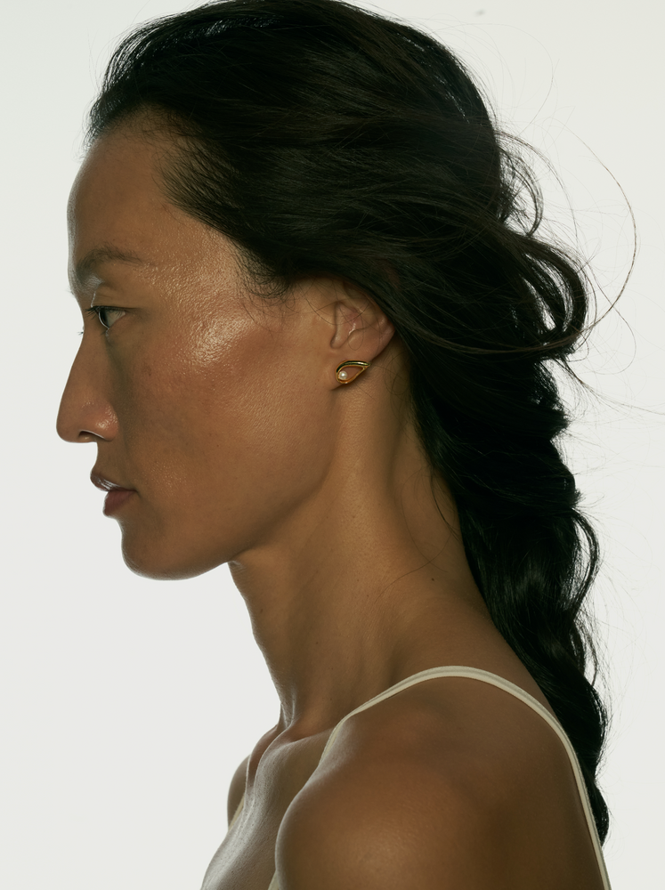 LEAF STUD EARRING