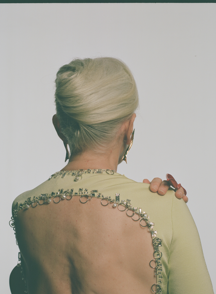 BUDS EARRING